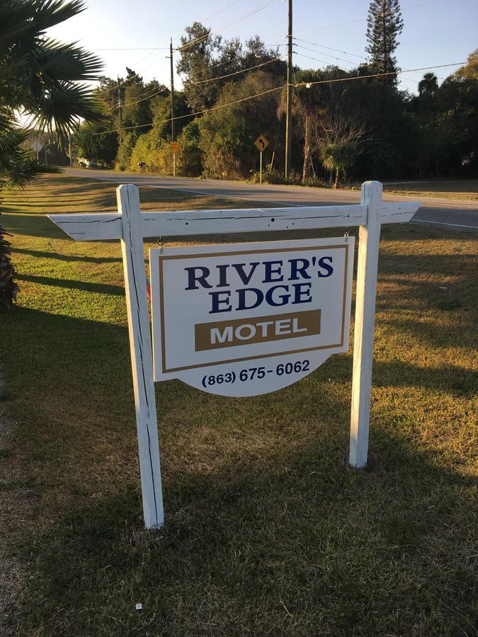The Rivers Edge Motel LaBelle Eksteriør bilde